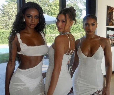 Hailey Baldwin Bieber art star du porno photos