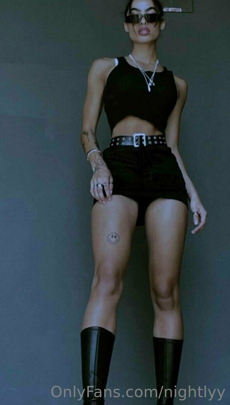 trio à gros seins onlyfans exclusif parfait photo