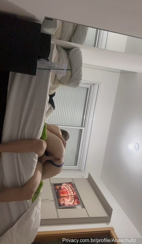 fans de grandes filles uniquement hd parfaite photo