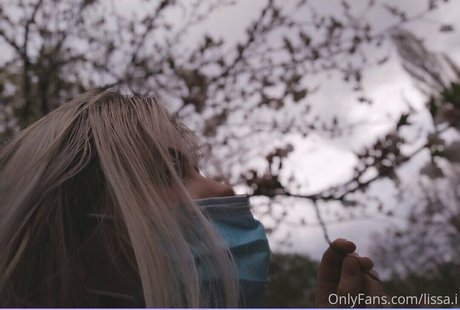 Lissaviip art modèle des photos