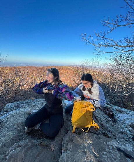 Deena E modèle adulte archive