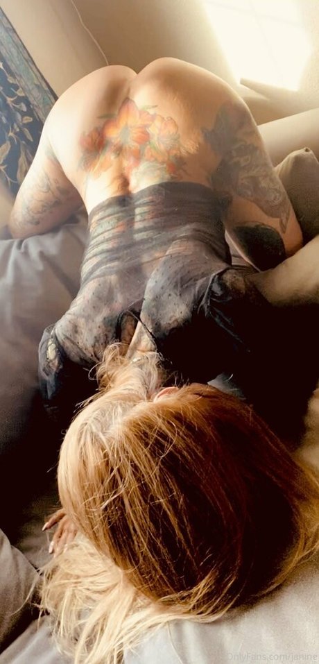 brunette onlyfans beau xxx galerie