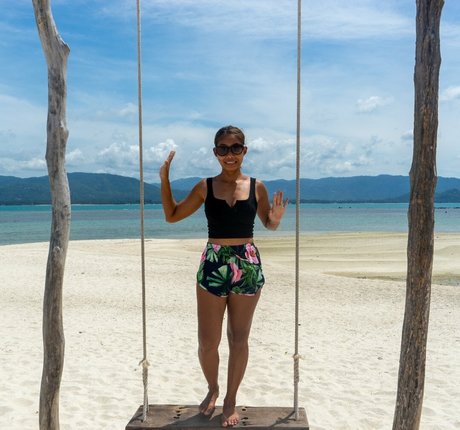 plage seins nus onlyfans parfait gratuit photo