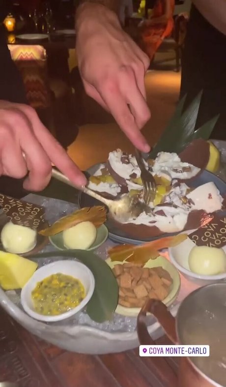 maman fils onlyfans chaud nu des photos