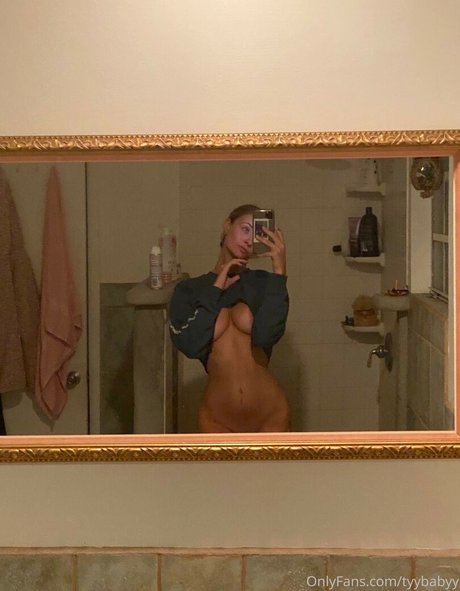 Tyybabyy joli modèle galerie