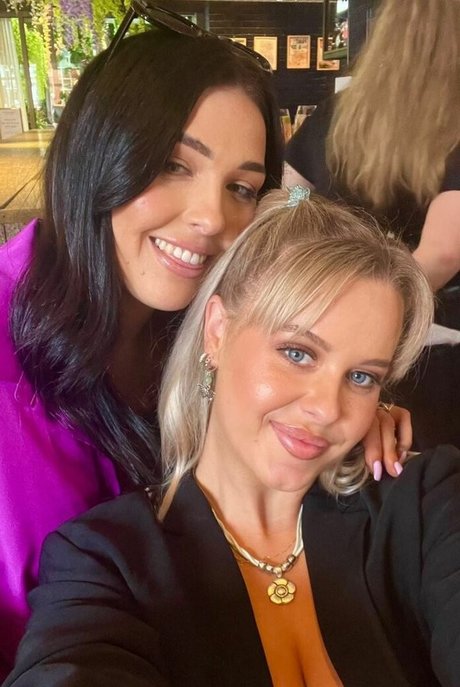 maman fils onlyfans xxx sexy image