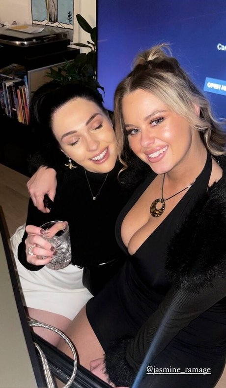 Jasmine Ramage sexe de star du porno photo