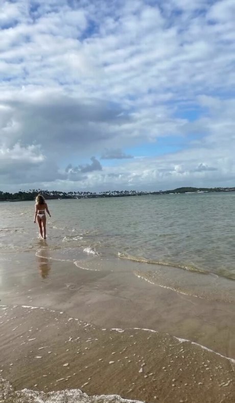 Leticia Spiller actrice pornographique des photos