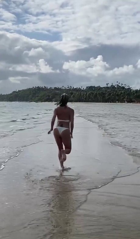 Leticia Spiller star exclusive des photos