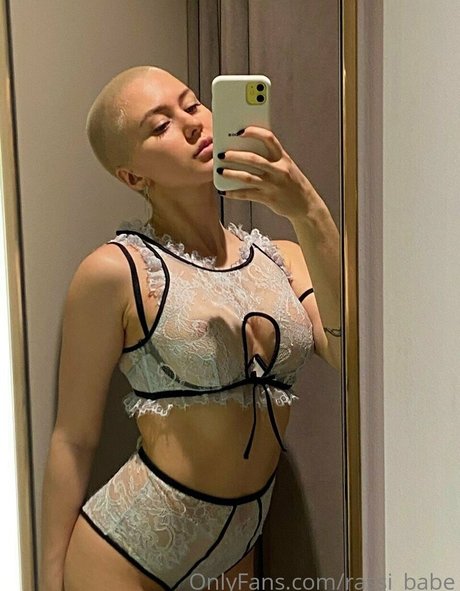 ohmy luna modèle parfait photo