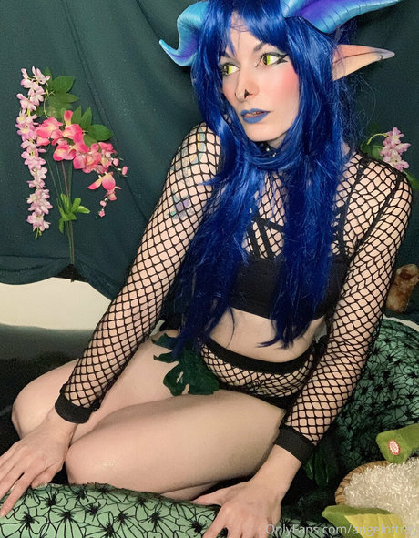 milf aux cheveux noirs onlyfans sexe hd collection