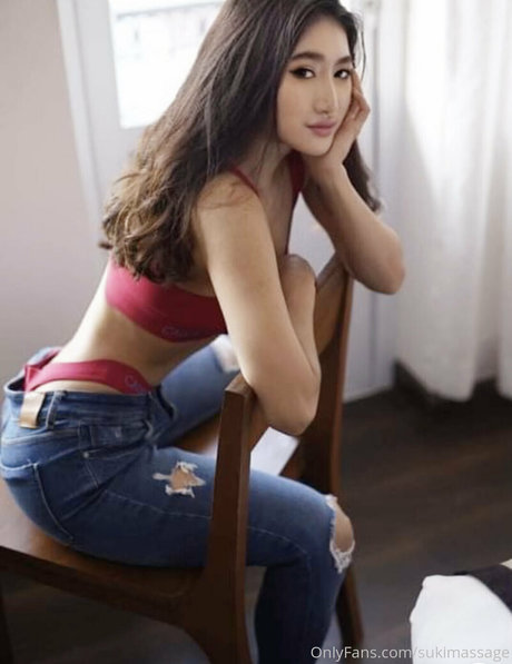 mochianaa actrice chaude photo