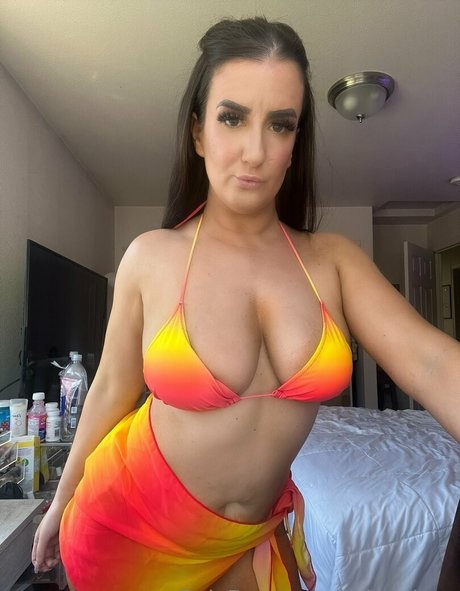 khloeeluca actrice porno archive