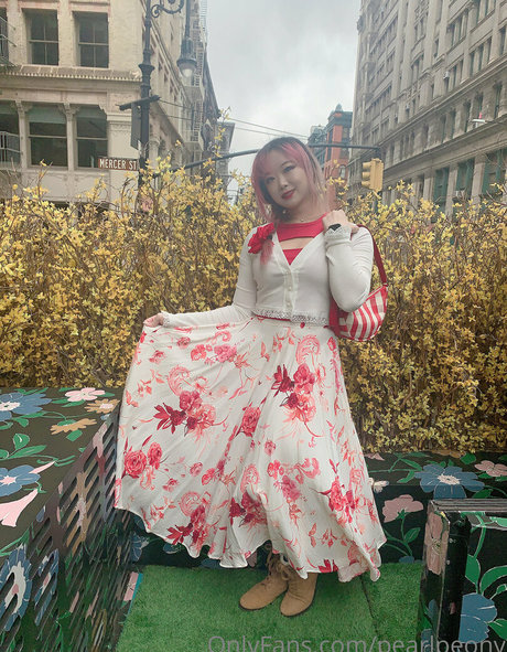 pearlpeony actrice images