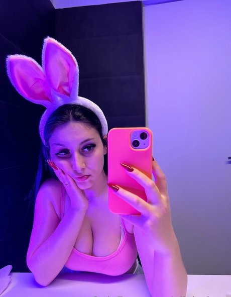 oliviariooo étoile exclusive image