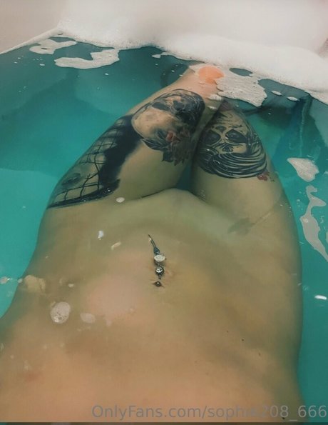 Sophie208 666 modèle sexy galerie