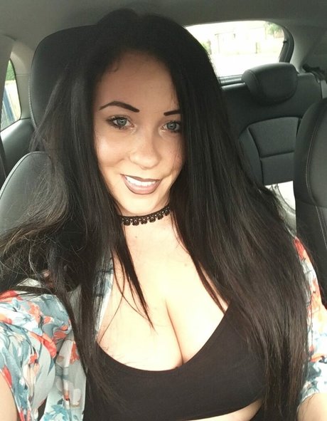 Kelly Louise Sheridan beau modèle photos