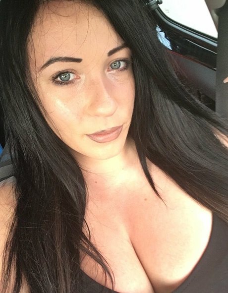 Kelly Louise Sheridan actrice xxx galeries