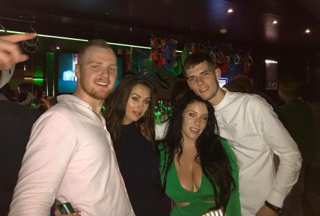 Kelly Louise Sheridan star du porno nue archive