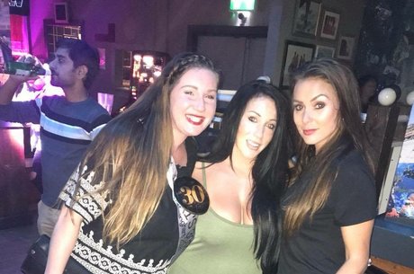 Kelly Louise Sheridan modèle chaud photo