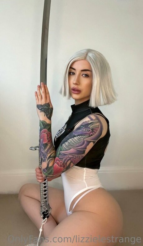 Lizzie Le Strange actrice chaude photos