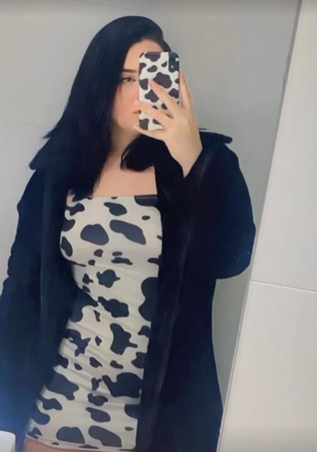 Miaumiauloira actrice adulte galeries