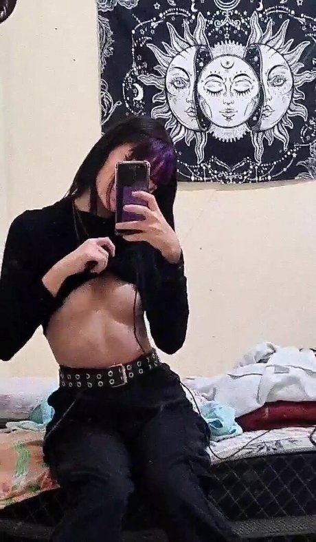 Bruna Lunnar actrice érotique des photos