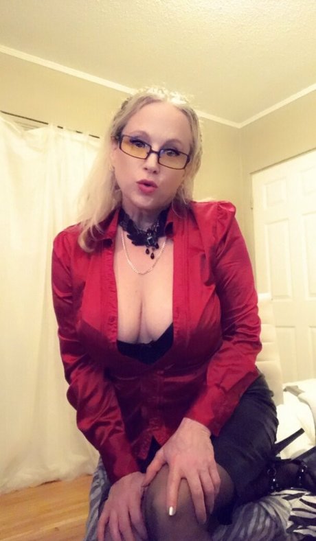 baise dans la salle de bain uniquementfans nu image