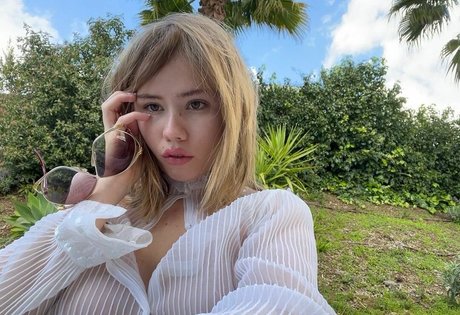 Lexee Smith star exclusive collection