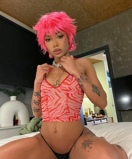 Coi Leray modèle archive