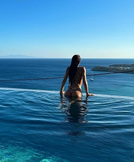 trio à gros seins onlyfans beau haut archive