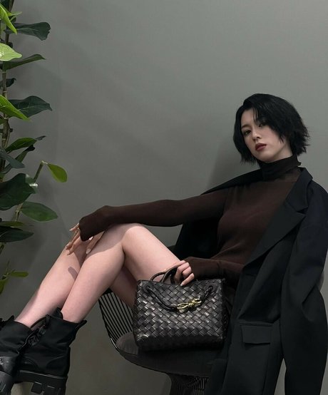 Ayaka Miyoshi jolie actrice img