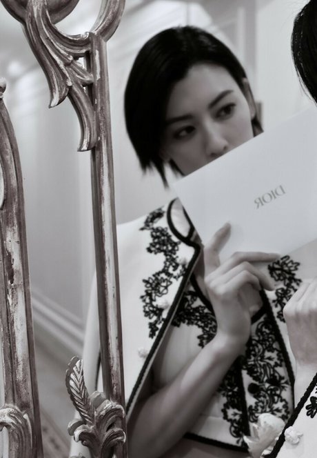 Ayaka Miyoshi étoile sexy galeries