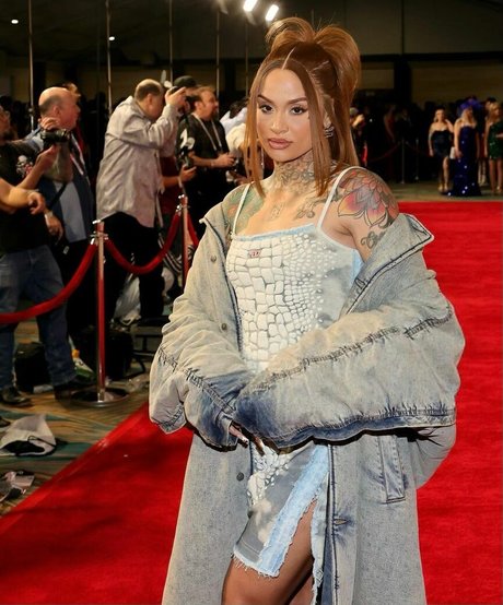 Kehlani modèle joli galeries