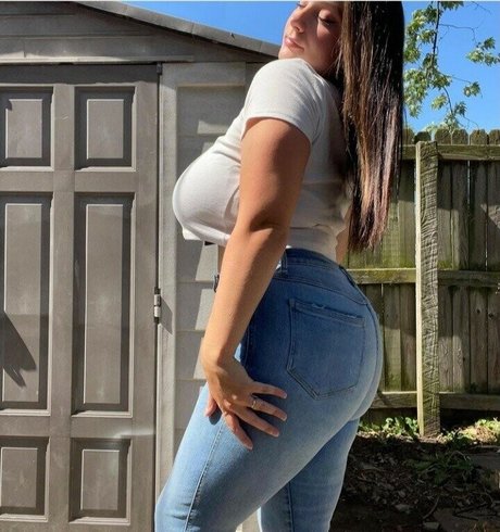 Myah Ramsey belle star du porno des photos