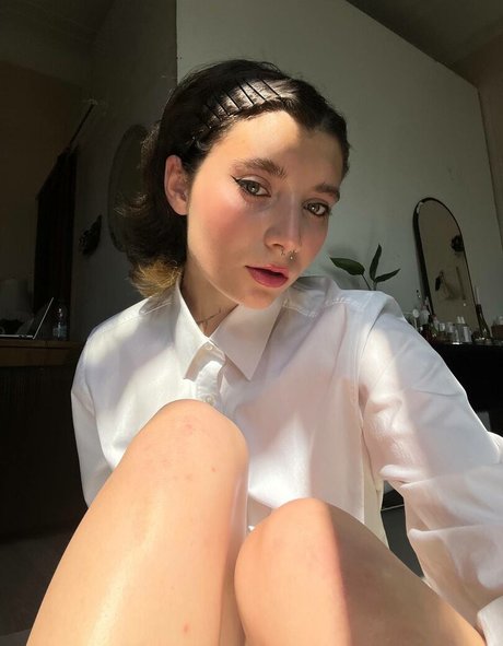 alazeya modèle de sexe images