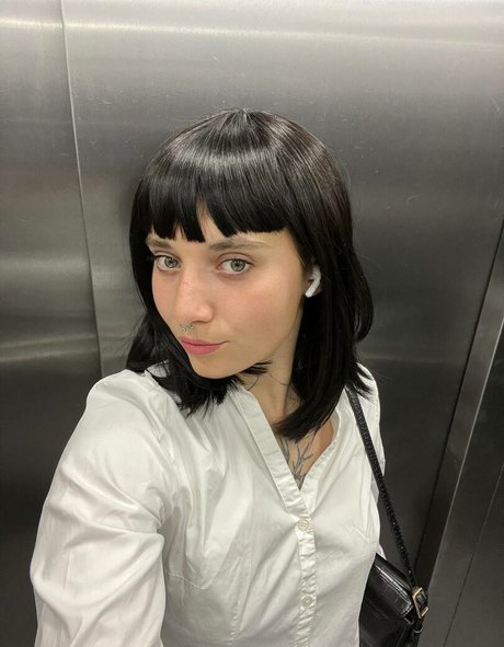 alazeya modèle gratuit photo