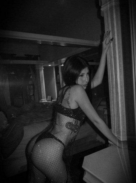 grands et plantureux onlyfans haut gratuit photo