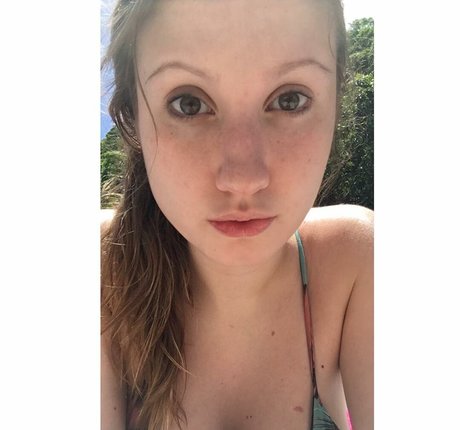 CherryGumms beau modèle images