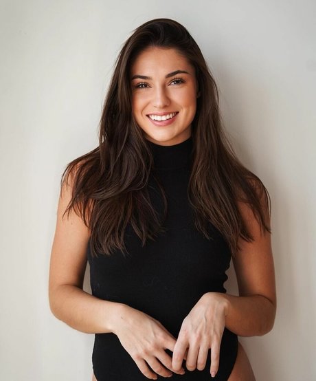 Cameron Valliere star du porno en haute qualité galerie