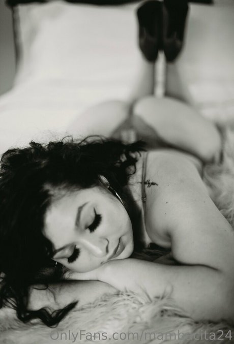 mambacita24 actrice artistique images