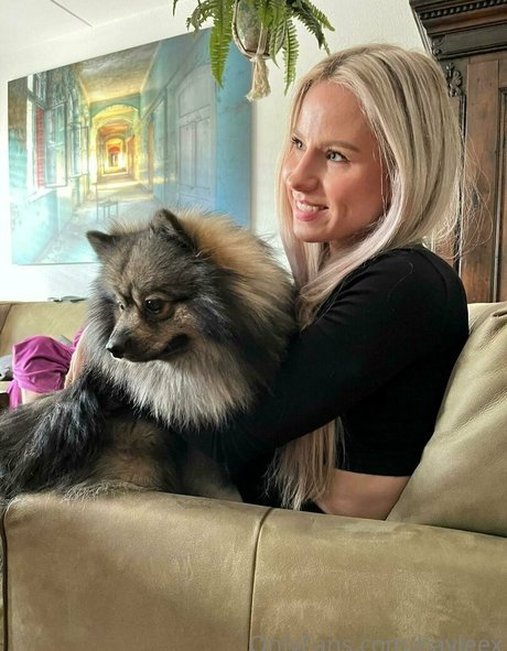 Hayleex star du porno de haute qualité galeries