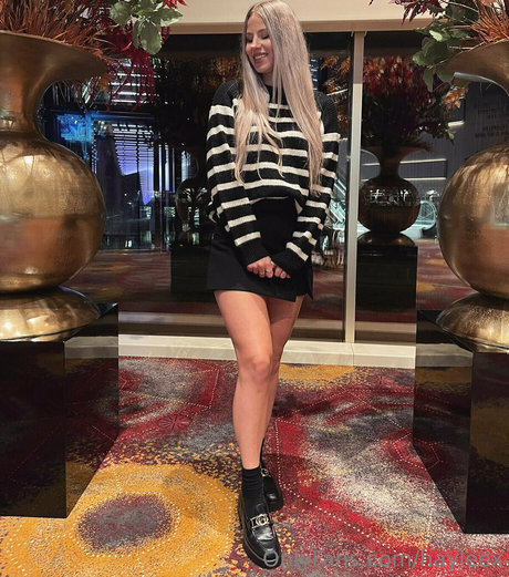 latina épaisse uniquementfans jolie xxx collection