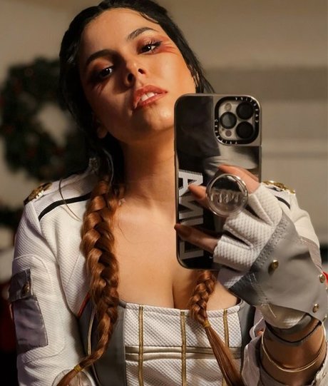 yoga asiatique uniquement pour les fans nus chauds img