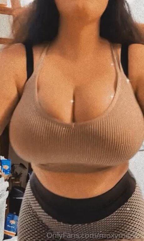 Moxy Mary actrice chaude photos