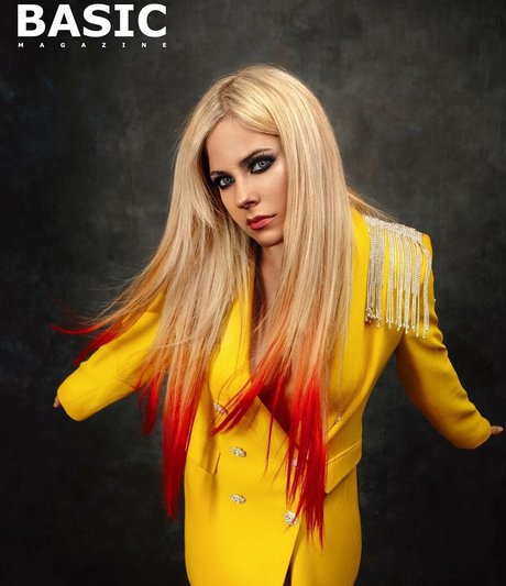 Avril Lavigne étoile chaude images