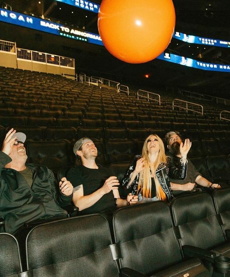 Avril Lavigne sexe star galeries