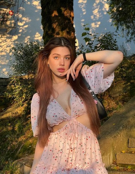 akyuliych star du porno chaude image