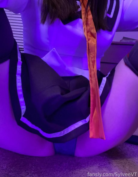 SylveeVT modèle de haute qualité des photos