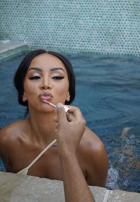 vacances onlyfans érotique exclusif galeries